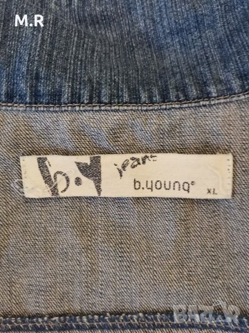 Дамско дънково яке , снимка 2 - Якета - 29824577