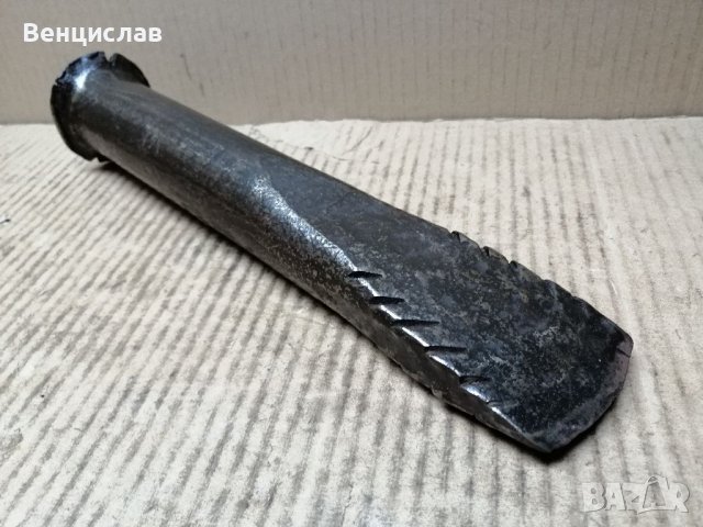 Кован Клин За Цепене На Трупи / 4 кг Номер 8., снимка 2 - Антикварни и старинни предмети - 38152731