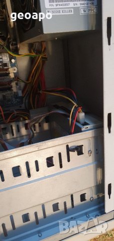 Продавам стар работещ компютър. , снимка 15 - Работни компютри - 30355362