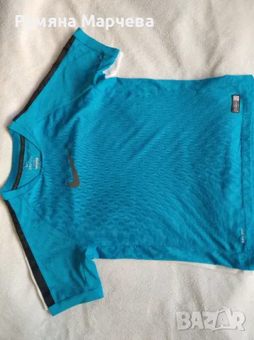 Детски тениски NIKE , снимка 1