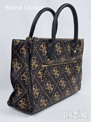 Стилна дамска чанта GUESS с монограм и бонус аксесоар, снимка 2 - Чанти - 54276853
