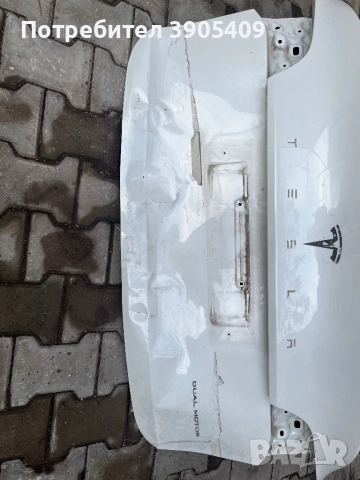 Заден капак за Тесла Y с забележки, снимка 2 - Части - 52703261