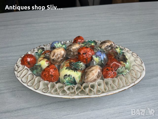 Декоративна порцеланова чиния с плодове. №4630, снимка 2 - Антикварни и старинни предмети - 42520785
