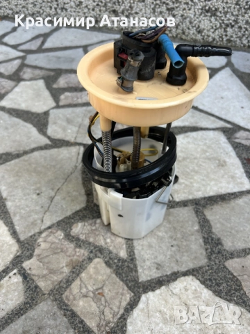 1T09-9050E. Подкачваща помпа резервоар за Vw тиран 1.6 TDI. 105кс. 1T0919050E