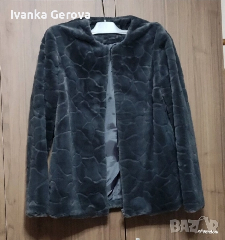 Дамско плюшено сако от Италия,като ново