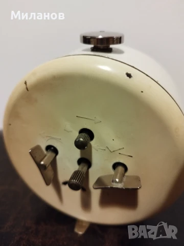 Стар механичен анимиран будилник, настолен часовник, снимка 4 - Антикварни и старинни предмети - 50845638