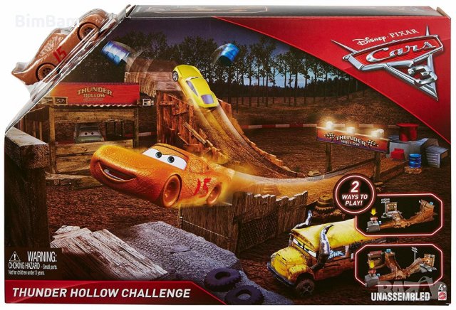 Оригинален  игрален комплект  CARS THUNDER HOLLOW CHALLENGE / Карс - Макуин, снимка 1 - Коли, камиони, мотори, писти - 38661171