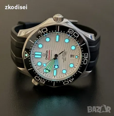 Часовник OMEGA Seamaster Diver 300 210.32.42.20.04.001, снимка 4 - Мъжки - 56211388