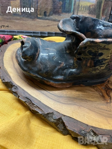 Керамична обувка за цветя Има дупка за отичане на водата Размер-24.5/10.5 см Цена-12€, снимка 2 - Саксии и кашпи - 53156938