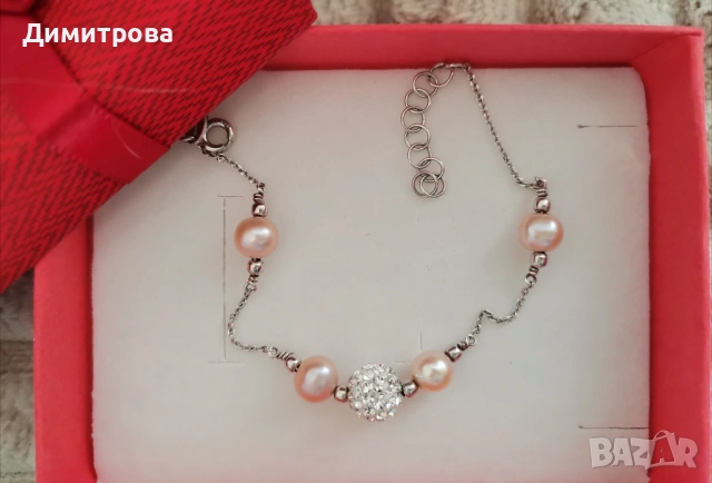 Нежна сребърна гривна с перли и Swarowski, снимка 2 - Гривни - 54332151