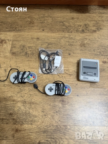 SNES Classic Mini + Оригинална кутия и захранване, снимка 4 - Nintendo конзоли - 55894744