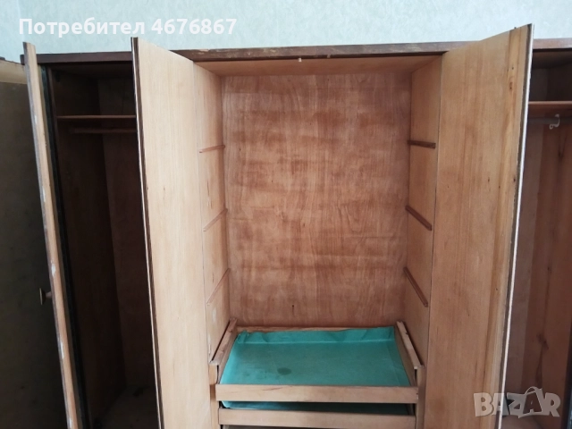 Гардероб, снимка 2 - Гардероби - 52775953