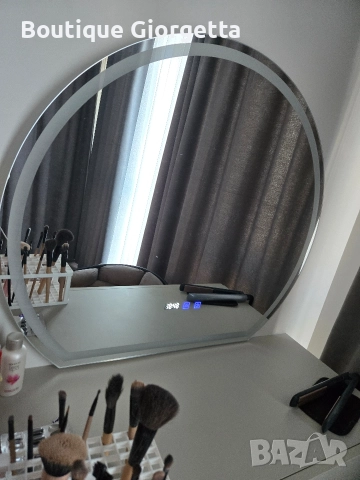 Огледало за тоалетка