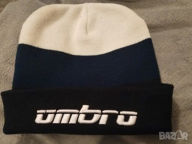  шапка Umbro, оригинал, снимка 3 - Шапки - 31166502