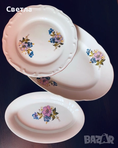 Чинии порцеланови, елипсовидни, и кръгли 19 бр. Дебел порцелан, Златен кант. БГ п-во,€47