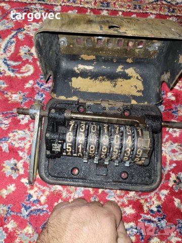 Чат Бърнс тактов брояч от кораб