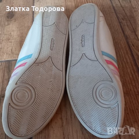 Дамски обувки Adidas , снимка 2 - Дамски ежедневни обувки - 42446719