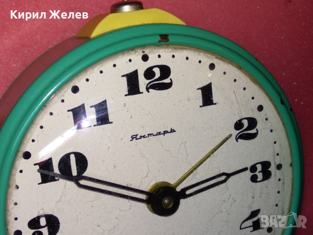 ЯНТАРЬ Стар РЯДЪК КОЛЕКЦИОНЕРСКИ РУСКИ БУДИЛНИК МЕХАНИЧЕН НАСТОЛЕН ЧАСОВНИК ЯНТАР СССР 12228, снимка 6 - Антикварни и старинни предмети - 44549158