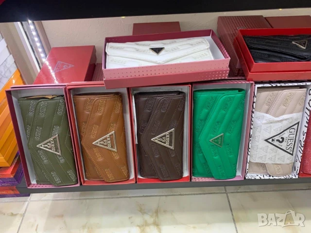 портмонета с кутия ysl saint laurent christian dior louis vuitton guess chanel , снимка 18 - Портфейли, портмонета - 50599659