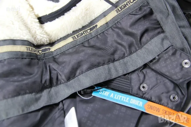 Light 18k, M, ново, оригинално дамско ски/сноуборд яке , снимка 9 - Зимни спортове - 47486436