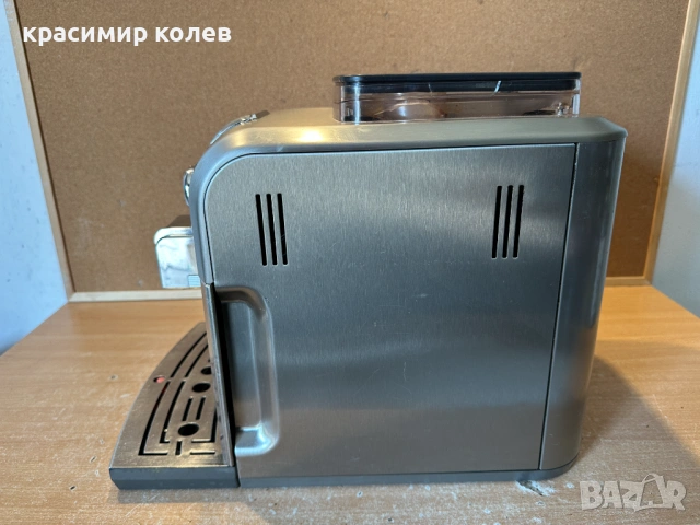 кафеавтомат "SAECO Syntia", снимка 7 - Кафемашини - 54112886