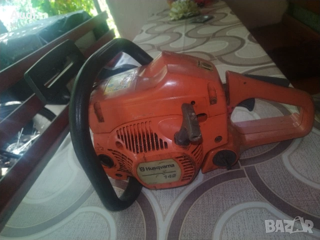 Бензинова резачка за дърва HUSQVARNA 142