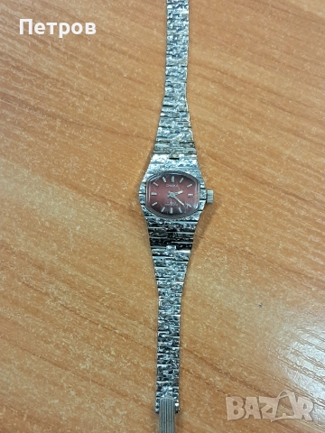 Дамски Руски Часовник Чайка 17 камъка, снимка 4 - Антикварни и старинни предмети - 52936398