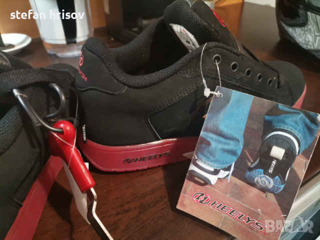 обувки Heelys , снимка 2 - Спортни обувки - 44569572