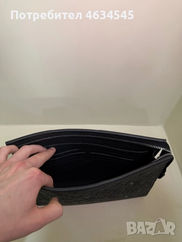 Louis Vuitton Мъжки Clutch - ОТЛИЧНО състояни, снимка 10 - Чанти - 52523564