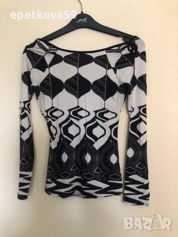 Дамска елегантна блуза с дълъг ръкав в размер S, снимка 2 - Блузи с дълъг ръкав и пуловери - 31887497