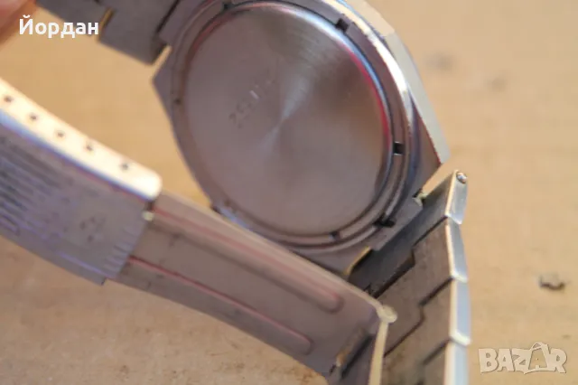 СССР оригинален часовник ''Слава'' кварц, снимка 12 - Мъжки - 47706882