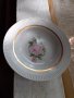 Порцеланова чиния с роза и златен кант маркировка, снимка 1 - Антикварни и старинни предмети - 34518149
