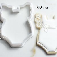 Бебешко Боди с къдрави ръкави пластмасов резец форма фондан тесто бисквитки, снимка 1 - Форми - 30159808