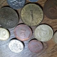 Колекция от чуждестранни ретро монети, снимка 2 - Нумизматика и бонистика - 30878744