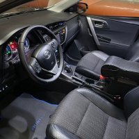Toyota Auris Hybrid Full , снимка 17 - Автомобили и джипове - 42394965