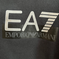 Мъжко горнище EA7 Emporio Armani размер ХЛ, снимка 2 - Спортни дрехи, екипи - 44569990