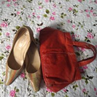 Дамски комплект-обувки и чанта, снимка 1 - Дамски елегантни обувки - 40108744