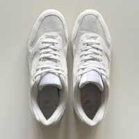 Обувки Nike Air Max 1 - Triple White 43, снимка 4 - Маратонки - 44687236