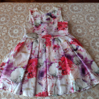 Детска официална рокля , снимка 1 - Детски рокли и поли - 36403701
