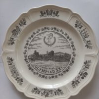 Колекционерска порцеланова чиния "21 Олимпиада в  Монреал ", снимка 1 - Чинии - 39383475