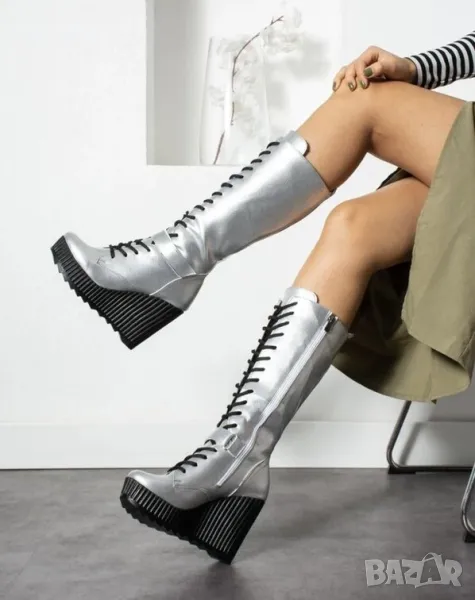 Ботуши на платформа - сребриста кожа с черно ходило, снимка 1