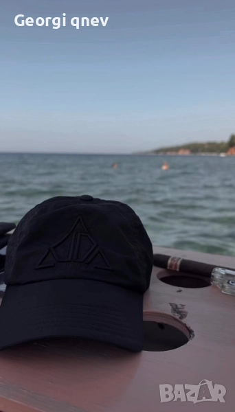 Шапка на луда, снимка 1