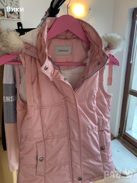 Дамски пухен елек, снимка 1