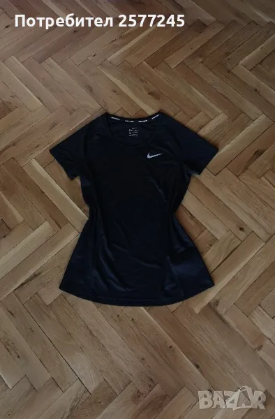 Оригинална дамска тениска  Nike размер S-M , снимка 1