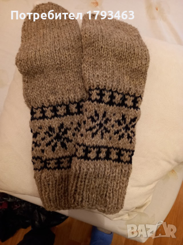 Ръчно плетени мъжки чорапи от вълна, размер 43, снимка 2 - Мъжки чорапи - 44653145