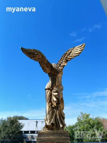 Гръцка статуетка на „Нике от Самотраки“ ,  известна още като Нике , победа , снимка 6 - Статуетки - 51870928