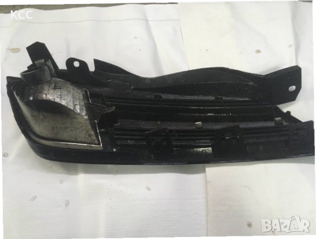 Ляв мигач с решетка за Нисан/Nissan Micra, снимка 2 - Части - 35504821