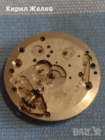 Два механизма за ръчен часовник за части колекция 62271, снимка 2 - Други - 44779222