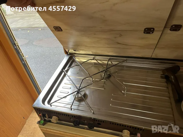 Продава се каравана в отлично състояние!, снимка 6 - Каравани и кемпери - 56014753