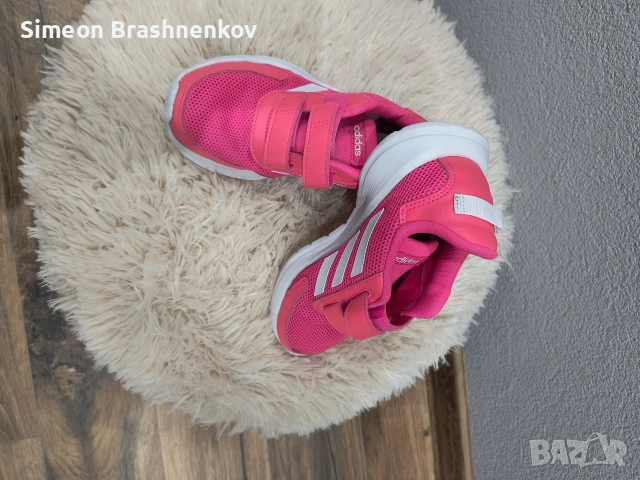 Детски маратонки за момиче Адидас , снимка 4 - Детски маратонки - 52641003